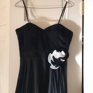 Perfect little cocktail dress!